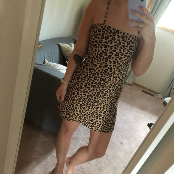 H&M CHEETAH MINI DRESS - Picture 2 of 4